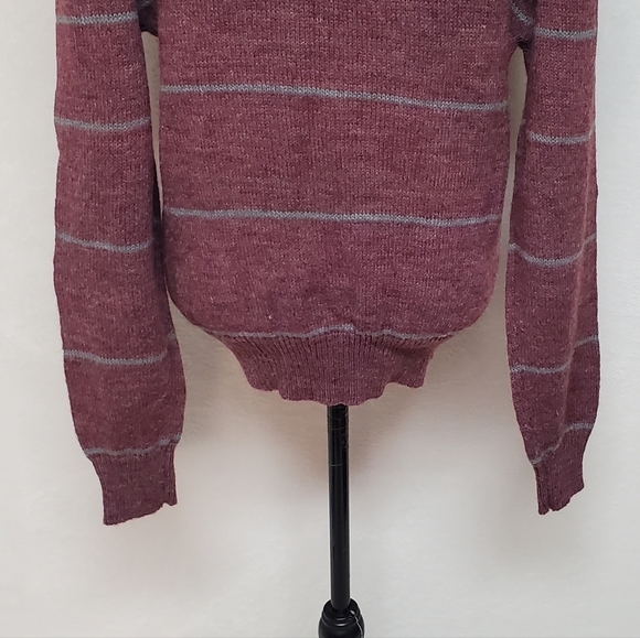 VINTAGE 70s Arrow Blazer Collection Knitwear Maroon Grey Striped Sweater Medium - Picture 9 of 10
